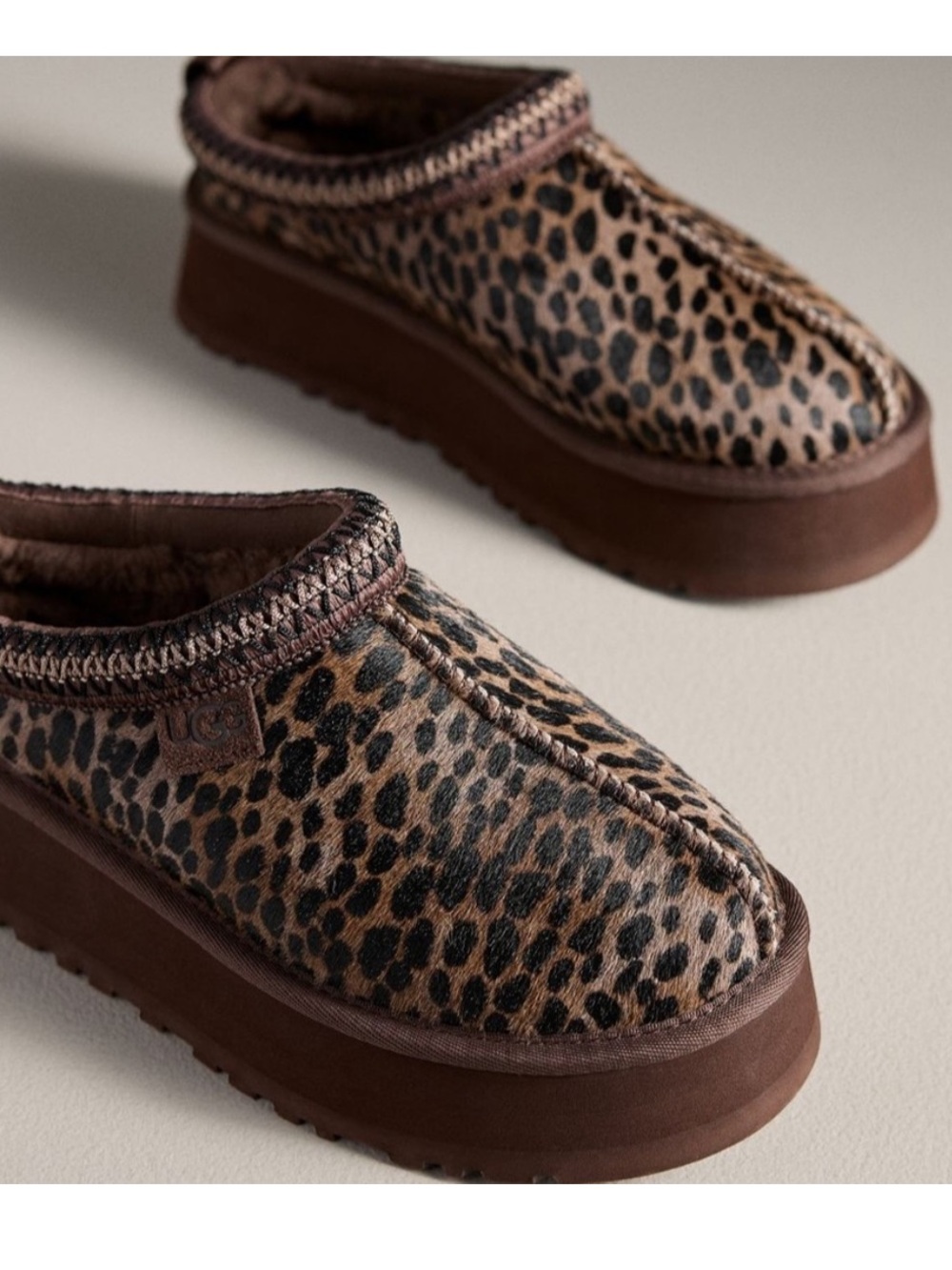 UGG® TAZZ CASPIAN PLATFORM SLIPPERS - Picture 2 of 8
